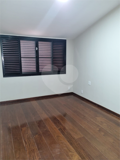 Foto REO1131838