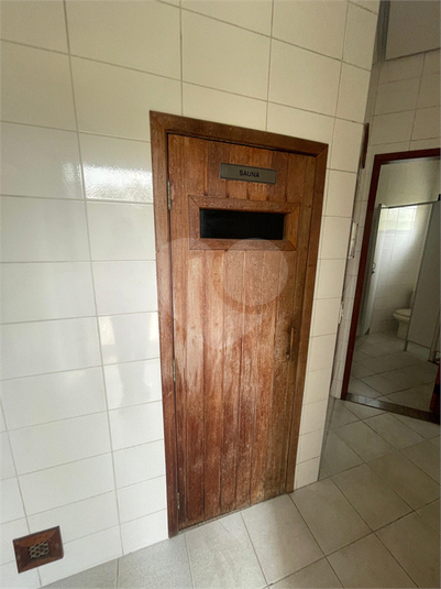 Foto REO1131916