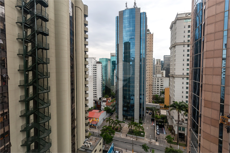 Foto REO1131921