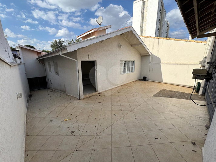 Foto REO1131928