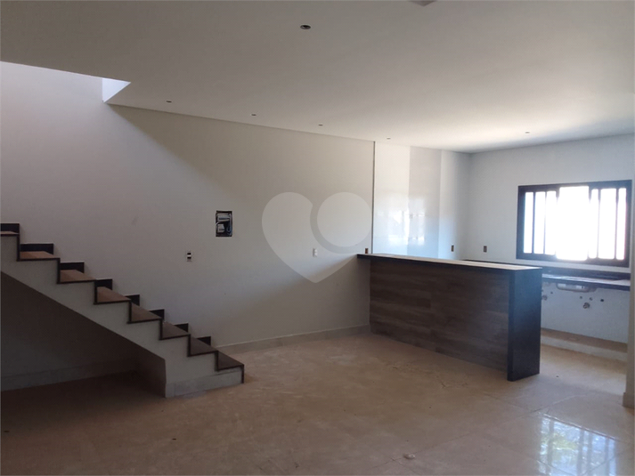Foto REO1131933