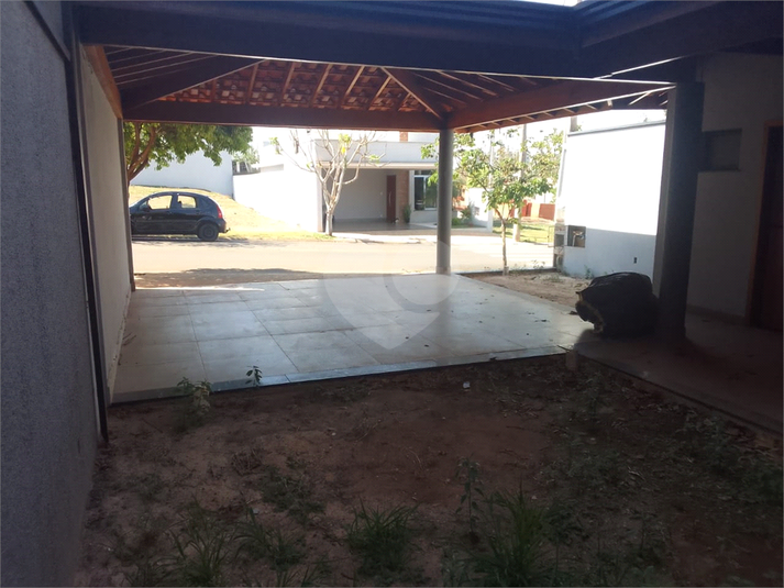 Foto REO1131933