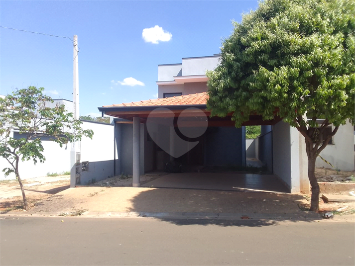 Foto REO1131933