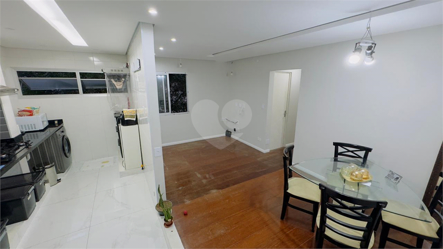 Foto REO1131938