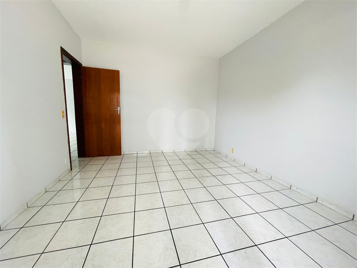 Foto REO1131940