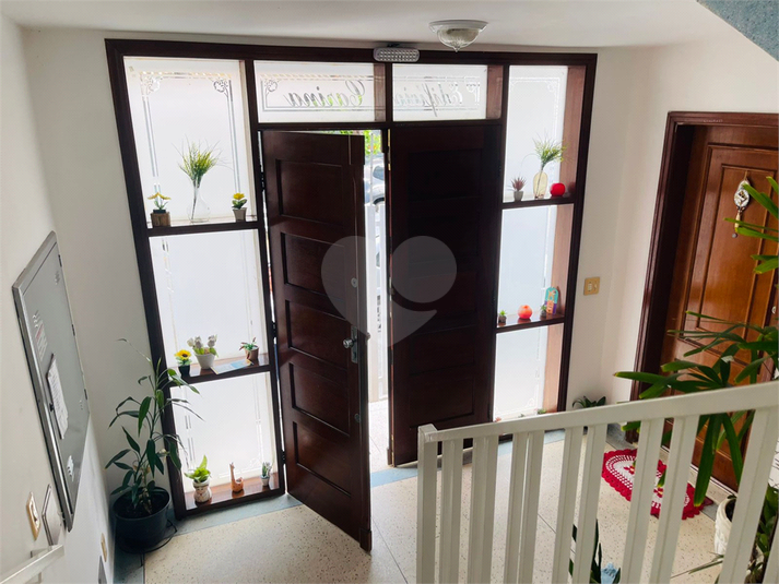 Foto REO1131940