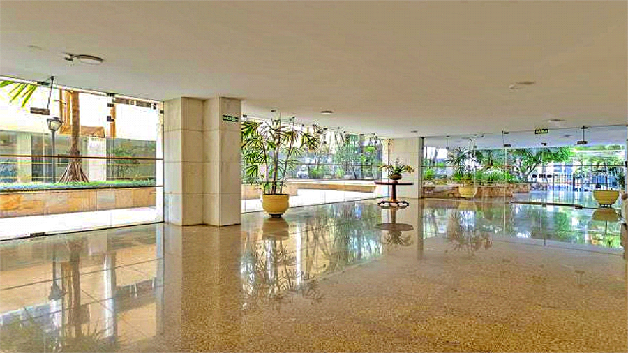 Foto REO1131946