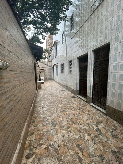 Foto REO1131959
