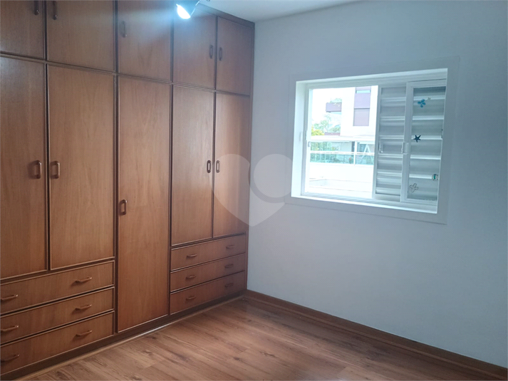 Foto REO1131990