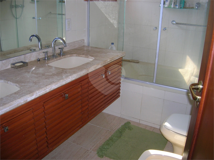 Foto REO1131991