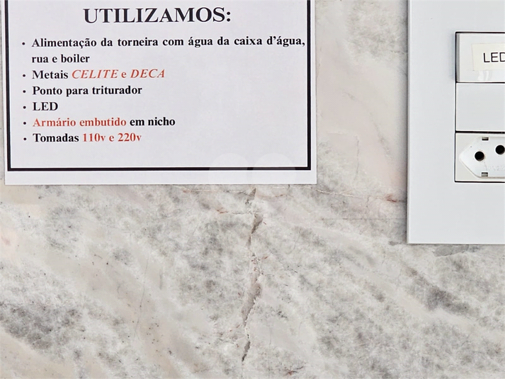 Foto REO1132057