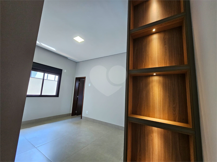 Foto REO1132057