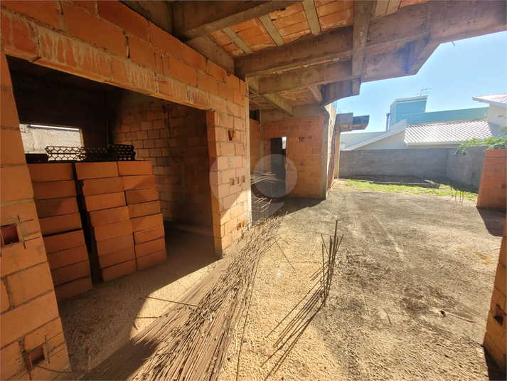 Foto REO1132068