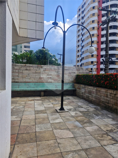 Foto REO1132075