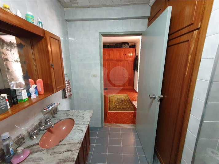 Foto REO1132077