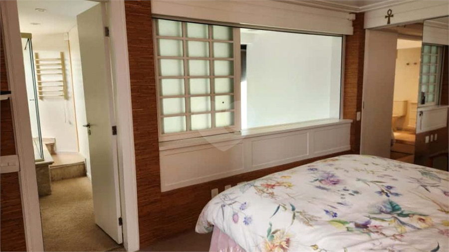 Foto REO1132079