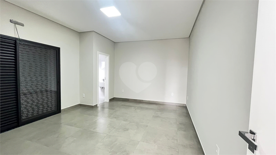Foto REO1132088