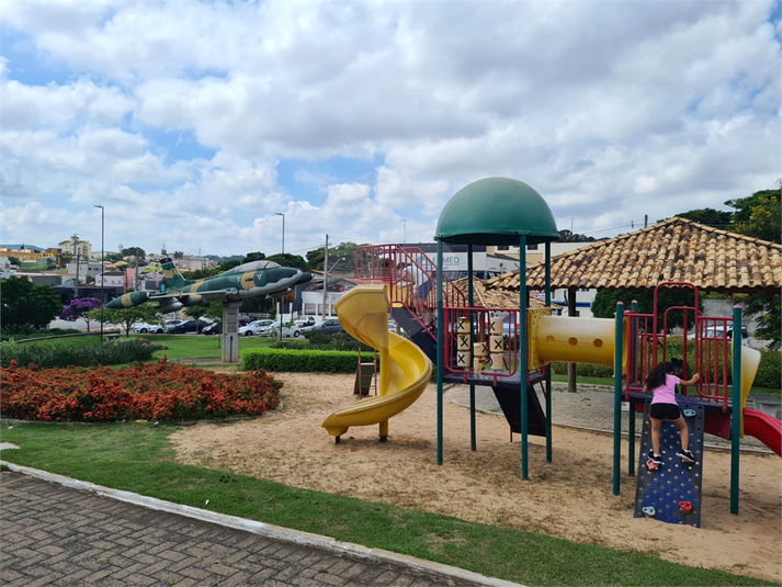 Foto REO1132109