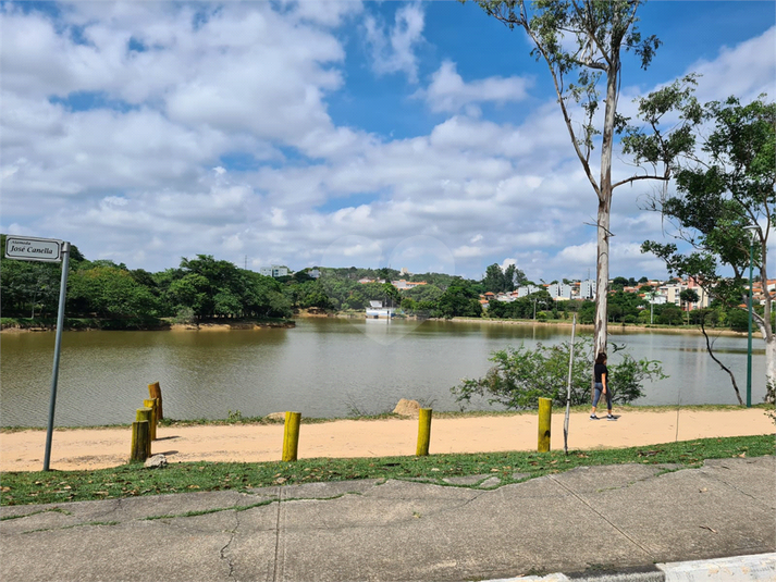 Foto REO1132109