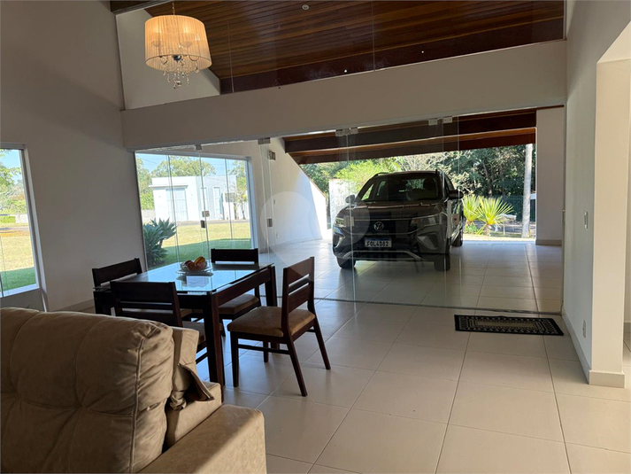Foto REO1132142