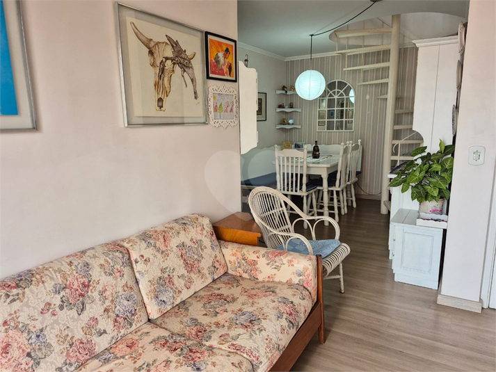 Foto REO1132232