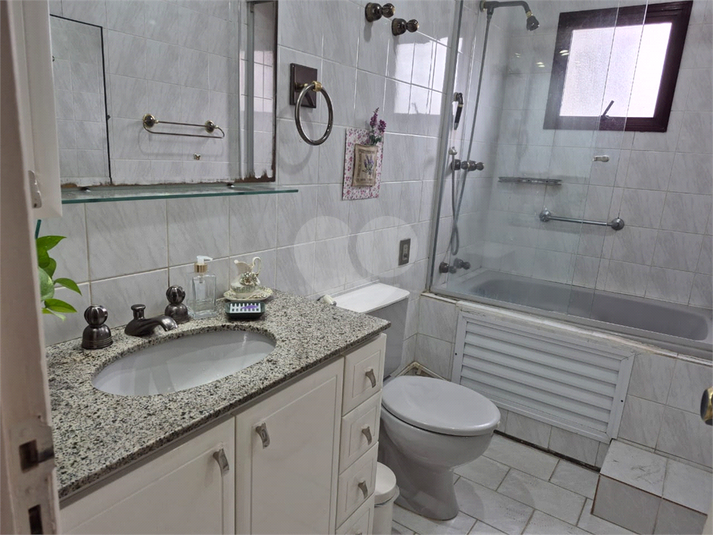 Foto REO1132232