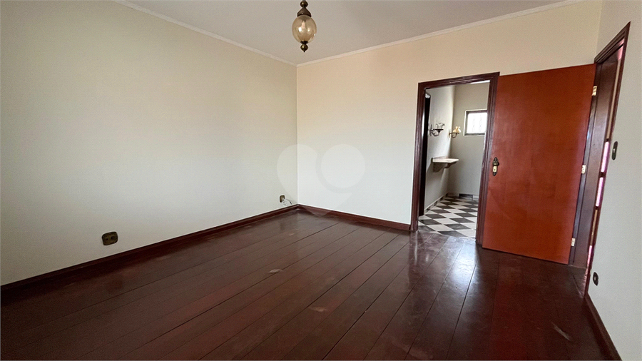 Foto REO1132241