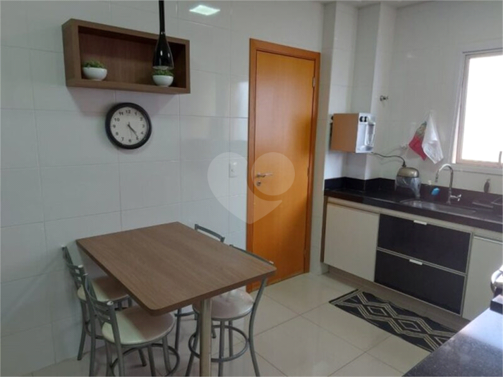 Foto REO1132255
