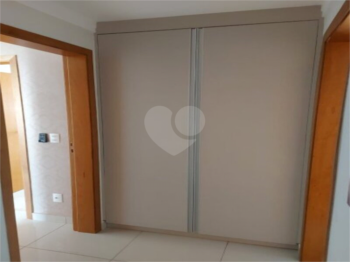 Foto REO1132255