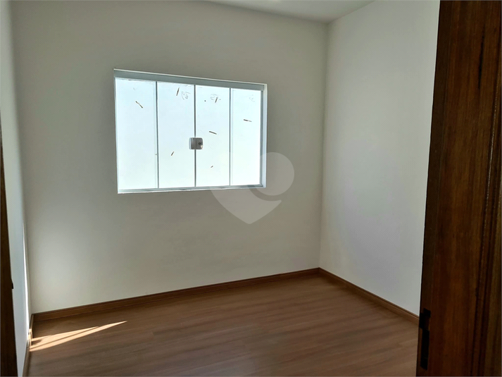 Foto REO1132300
