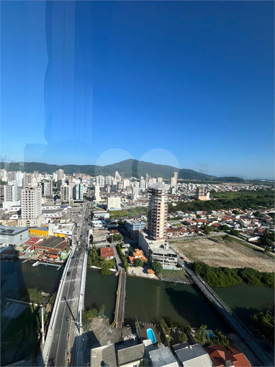Foto REO1132303