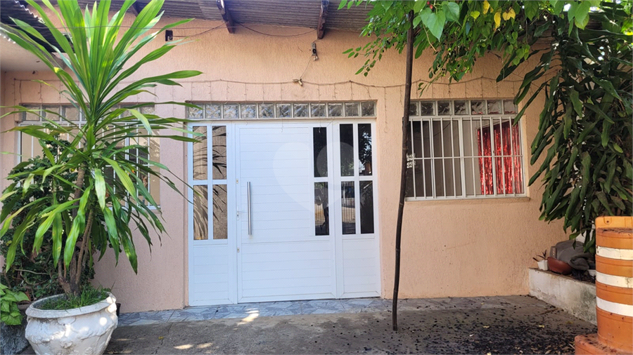 Foto REO1132304