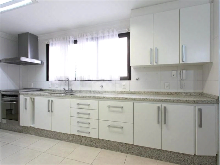 Foto REO1132321