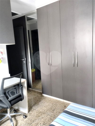 Foto REO1132324