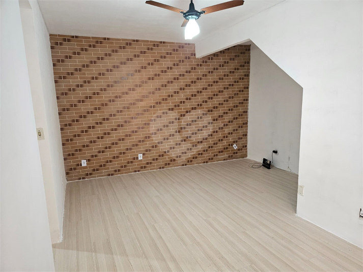 Foto REO1132339