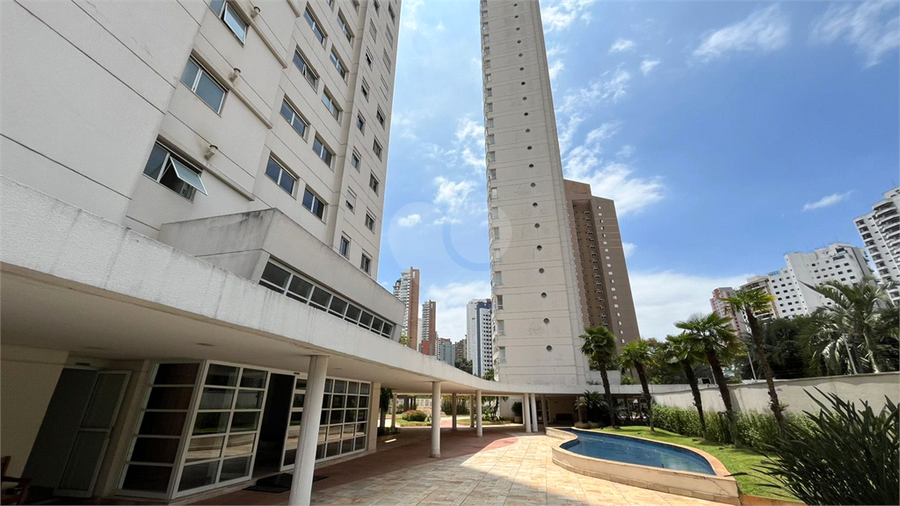 Foto REO1132379