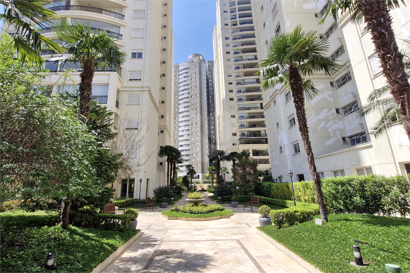 Foto REO1132427
