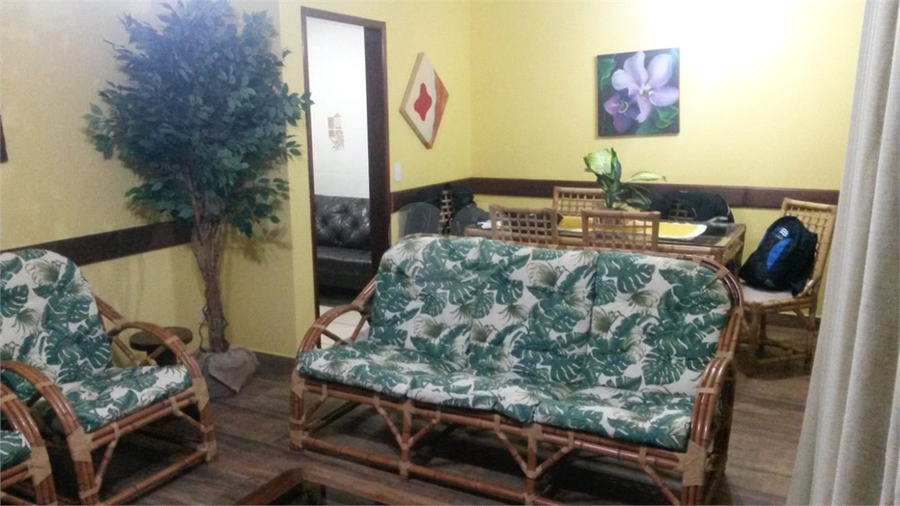 Foto REO1132433