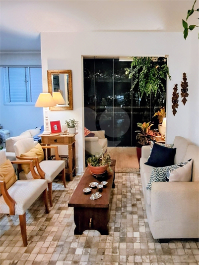 Foto REO1132434