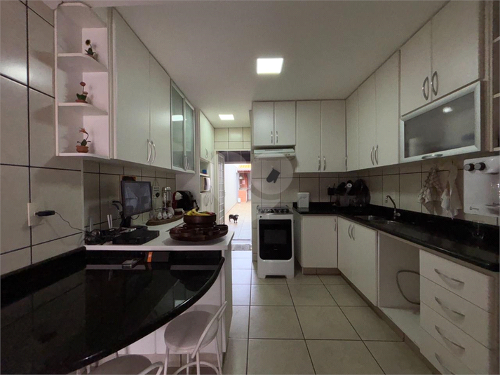 Foto REO1132440