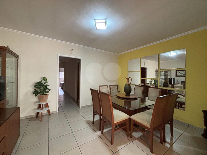 Foto REO1132440