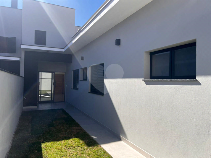 Foto REO1132448