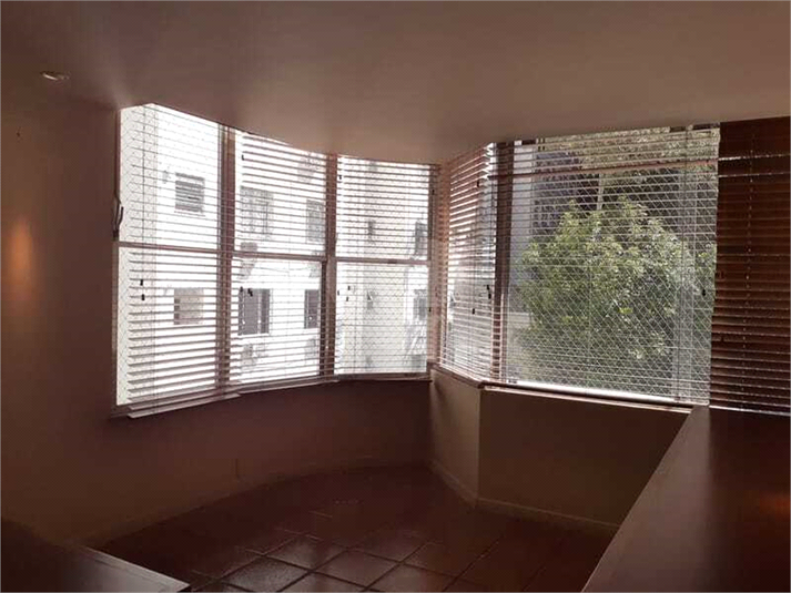 Foto REO1132464