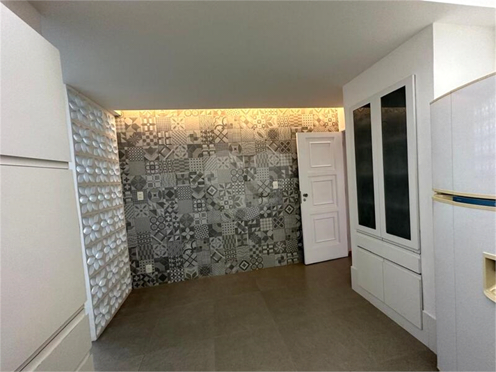 Foto REO1132468