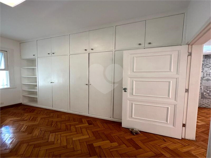 Foto REO1132468