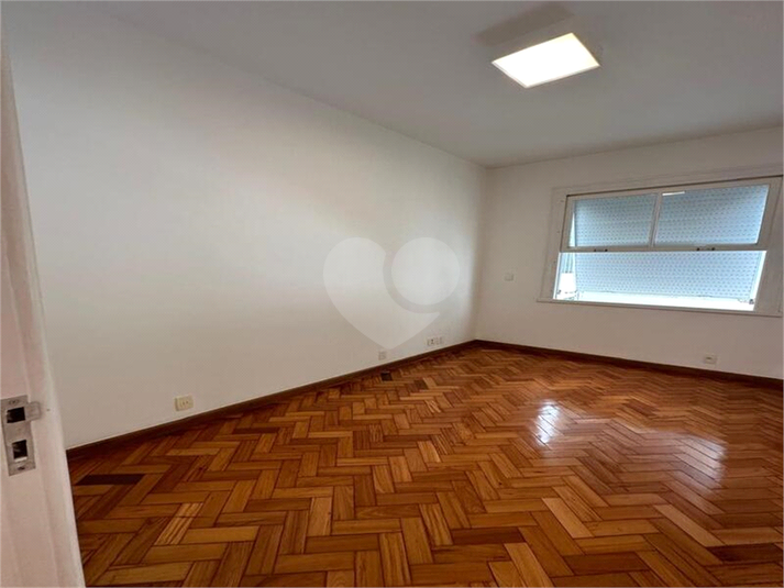 Foto REO1132468