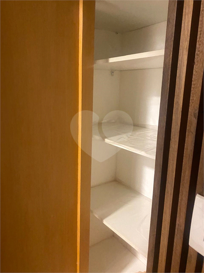 Foto REO1132469