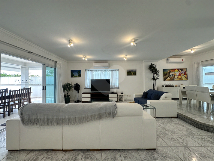Foto REO1132492