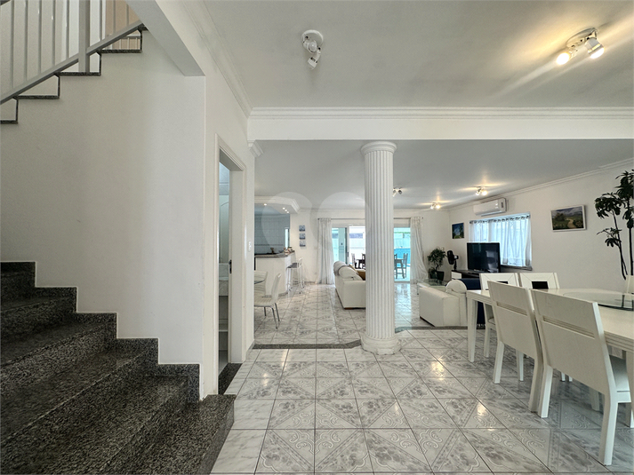 Foto REO1132492