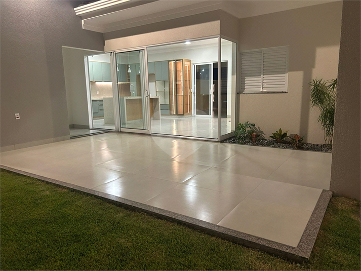 Foto REO1132533